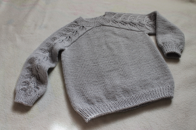 Вот и мой свитер для дочки!!!