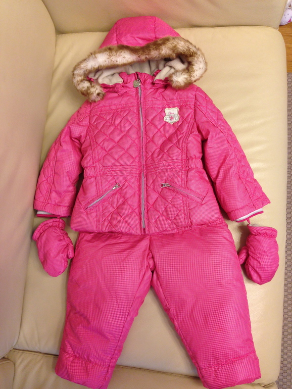 Продам комбинезон CHICCO осень-зима р.12-18, 2300р. Москва (Белорусская)