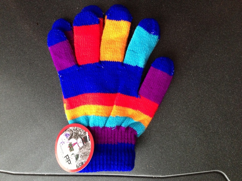 Перчатки по 50 руб.