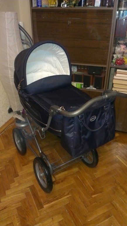 Продам Inglesina Vittoria (шасси Ergo Bike)