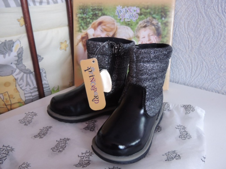 Продам новые зимние сапожки Prince Pard.Мех,кожа натуральная.Размер 25.