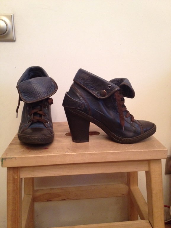 БОТИНКИ ЖЕНСКИЕ б/у ПРОДАЮ, размер 38, цена 3000 рублей