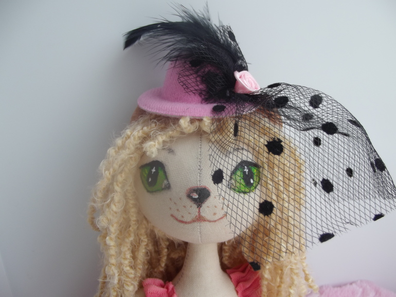 Еще без ресничек, но скоро .....