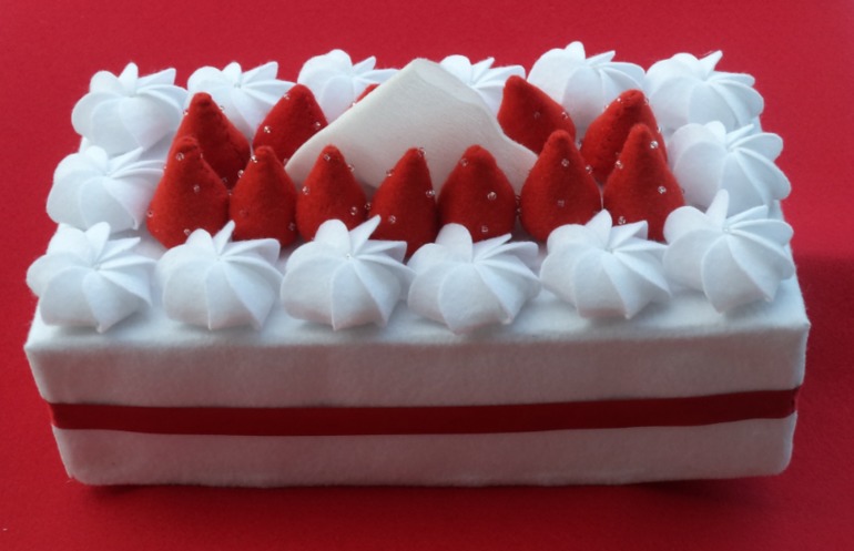 Рукотворный подарок сестрёнке.