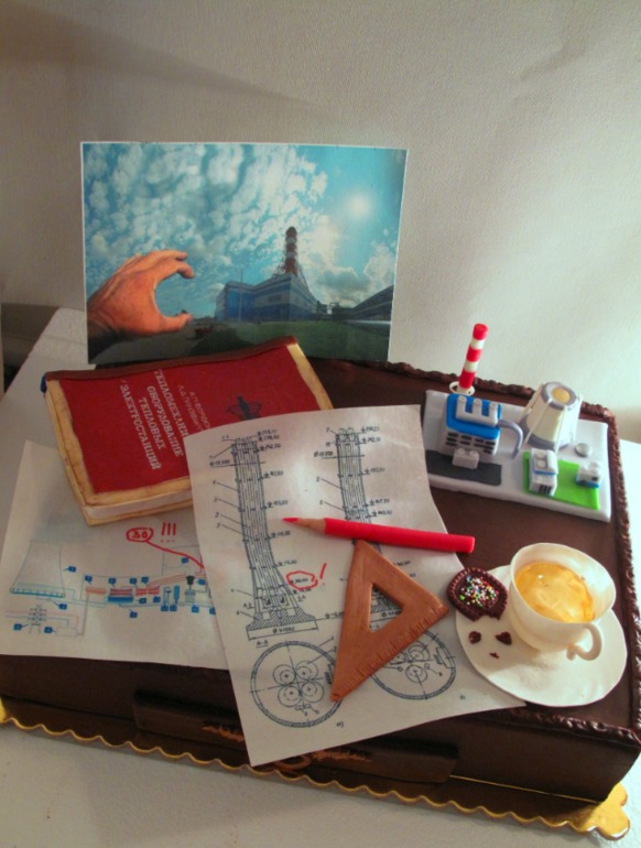 Не кочегары мы, не плотники...