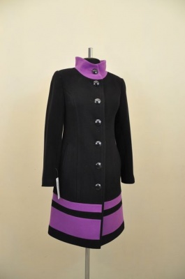 ПРИСТРОЮ ПАЛЬТО , ЦЕНА НИЖЕ  ЧЕМ В ЗАКУПКЕ  1500 РУБЛЕЙ