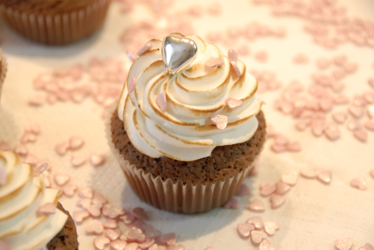 Давайте знакомиться)