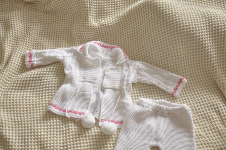 Костюмчик для девочки 300 р. (примерно от 6 месяцев)