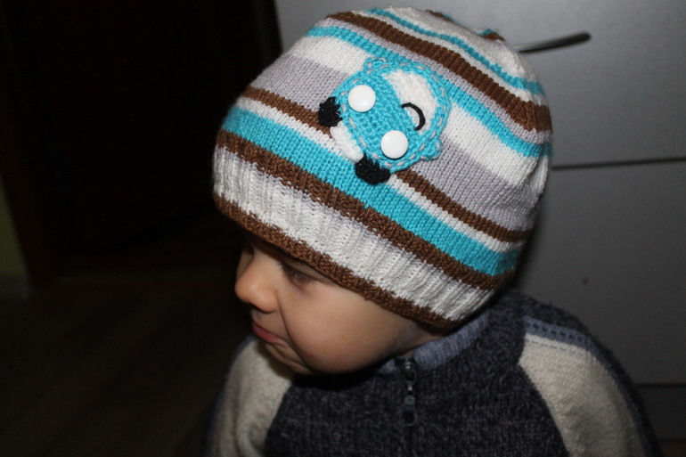 Мой Арсюша с обновкой))))