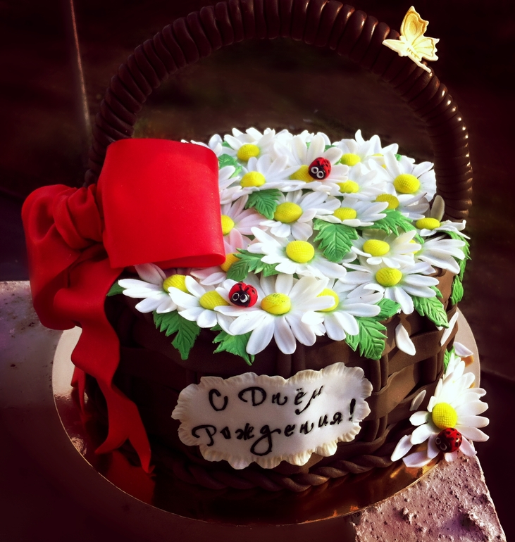 Корзинка с ромашками для моей мамы)