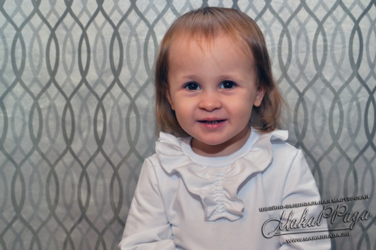 Белая кофточка