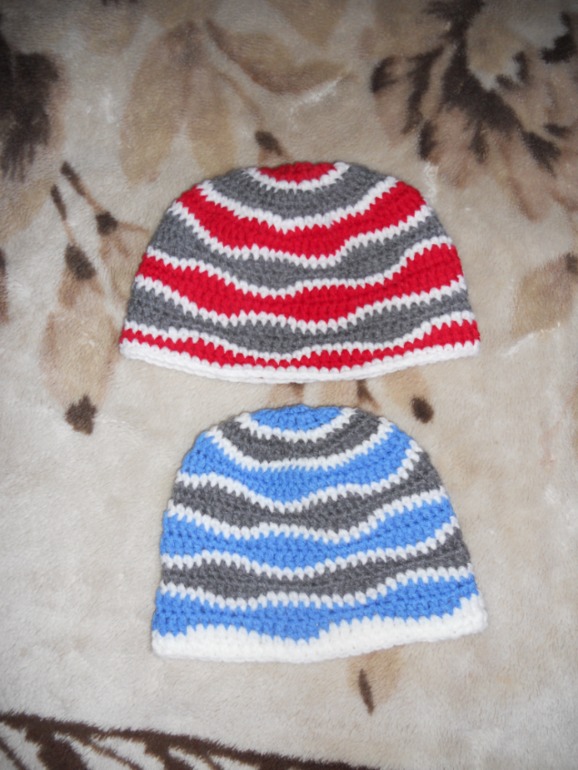 Шапка с волнами!