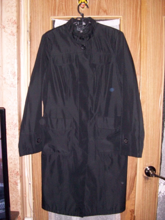 Продам Вещи Б/У. м. Щелковская.  по 500р.