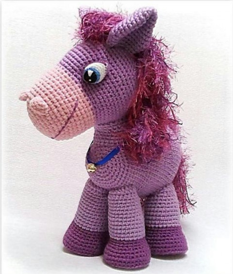 Схемки коней к новому году!