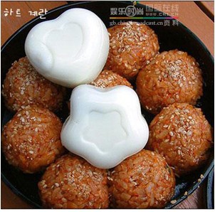 Формочки для варёных яиц.