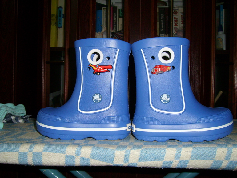 Хвастик Крокс и др.