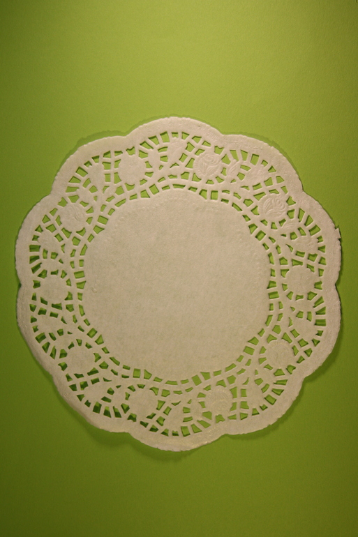 Пуговицы, салфетки, дырокольности, ленты, кружево,заготовка для открытки.