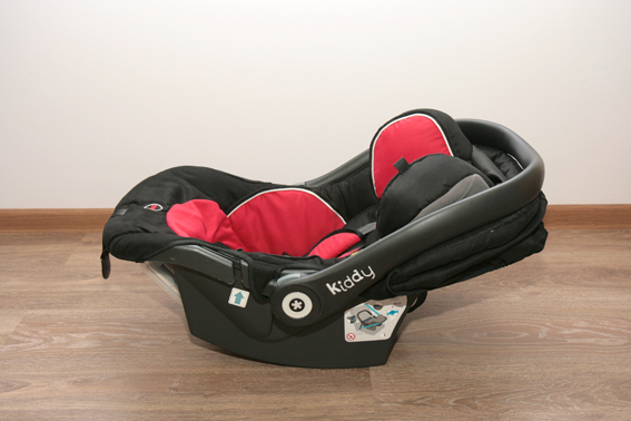 Продам автокресло Kiddy Relax Pro (0-13кг)