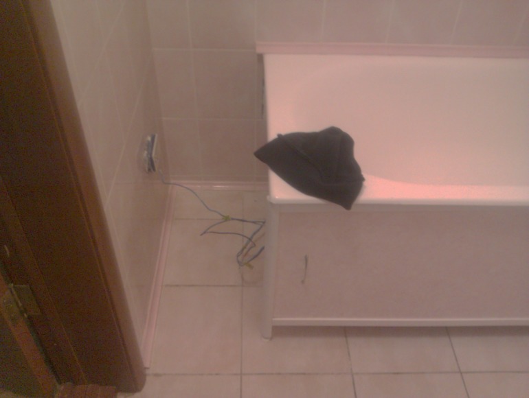 Загадочный девайс в ванной