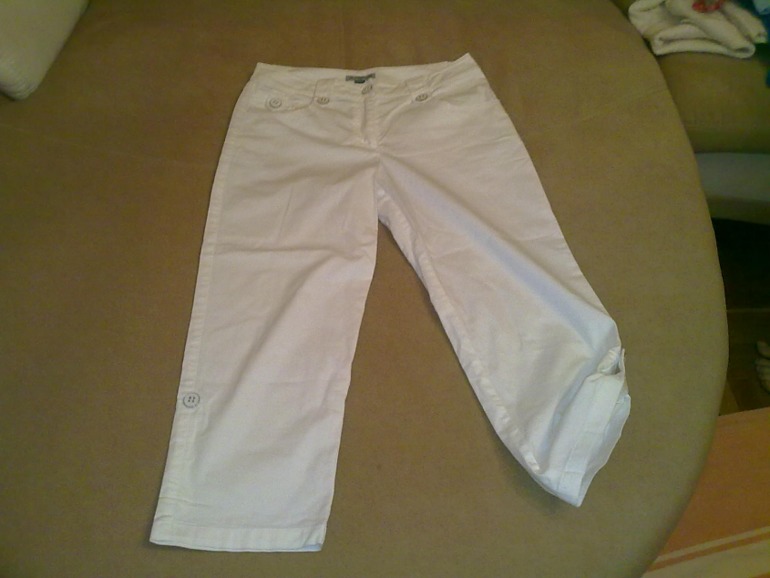 Продаю женское размер 42-44