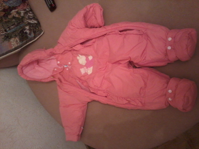 Продам разное на девочку до года