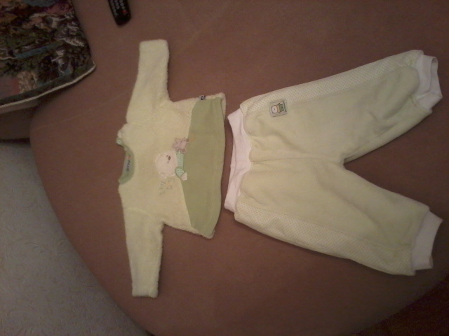 Продам разное на девочку до года