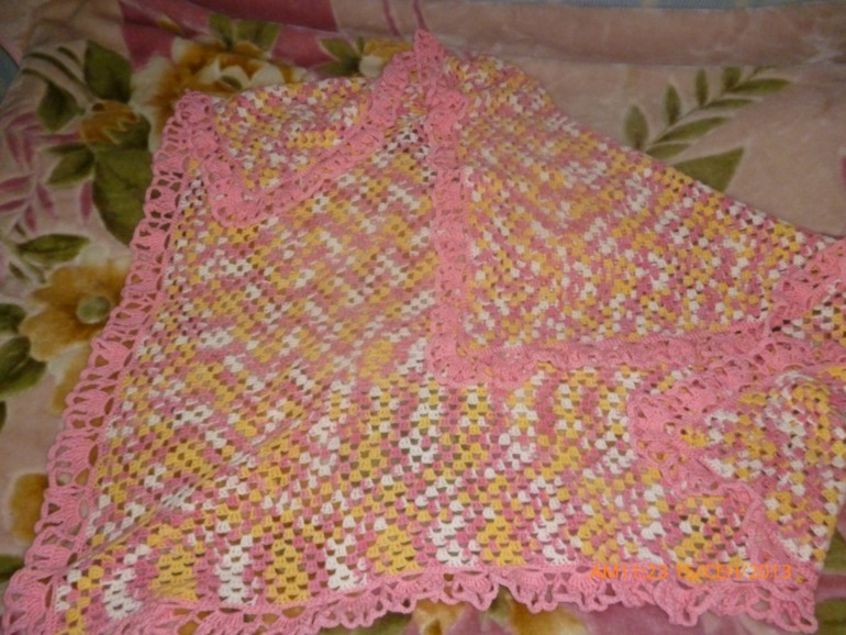 вот и мой плед довязался