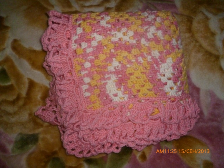 вот и мой плед довязался