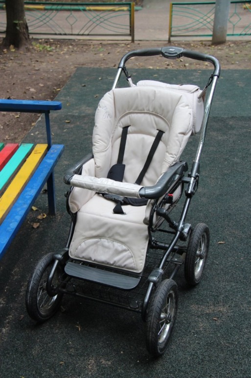 Продаю коляску Roan Marita 2в1 всего за 8000 р.