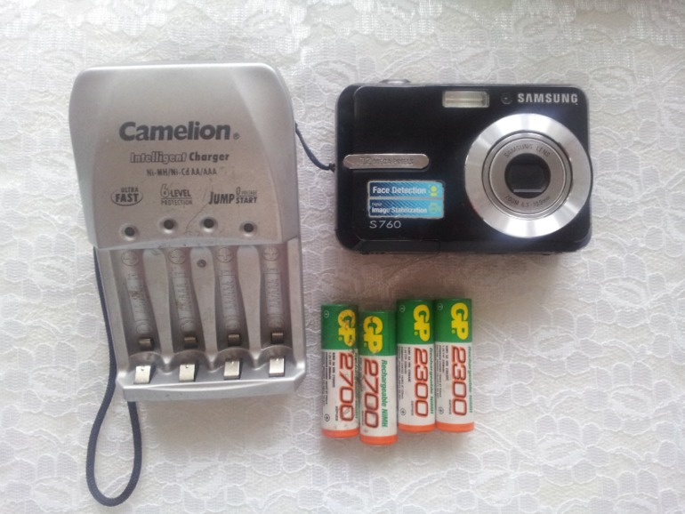 Продам фотоаппарат Samsung s760