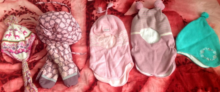 Шапочки, шлемы Kerry, Futurino, Lassiе новые и немного б/у р-р 52. В С-Пб+ почта