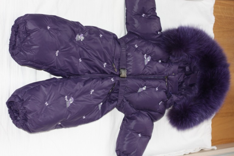 Продам комбинезон б/у Manudieci на 12 мес.