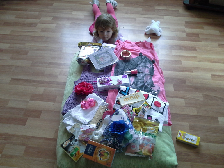 Урра! У нас подарочки из Японии от Леночки!!!