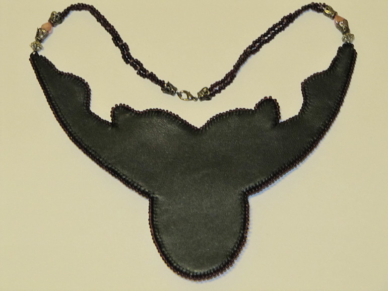 Колье "Сокровище Летучей Мыши"