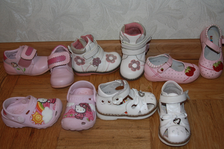 Продам обувь на девочку размер 20-23 (Crocs,TomM,Biki, Сказка)