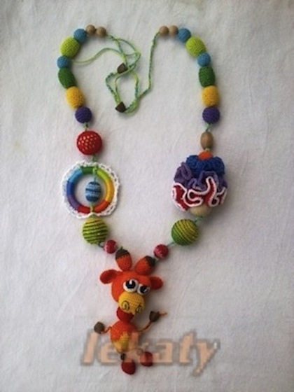 Бусики, связаны на заказ