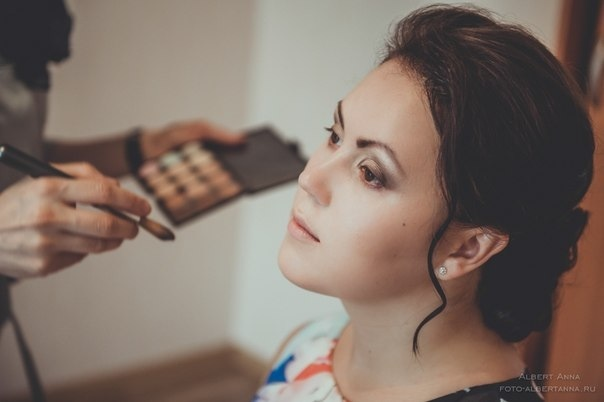 Стилист-визажист