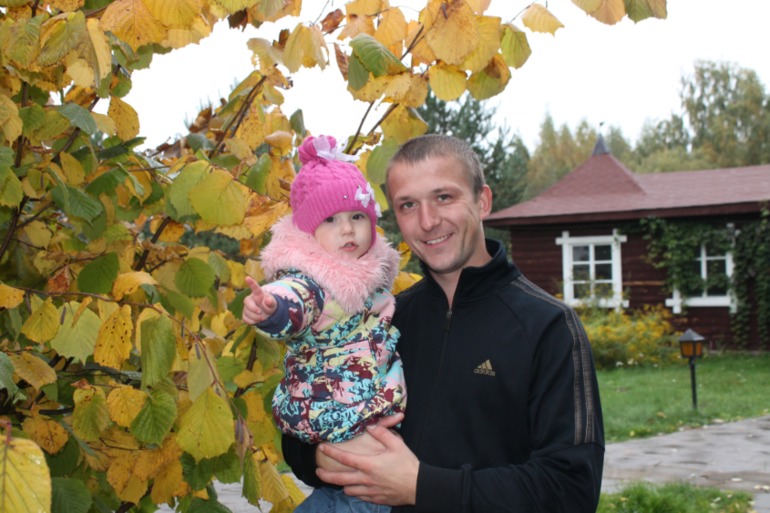 Мирослава познает животный мир.