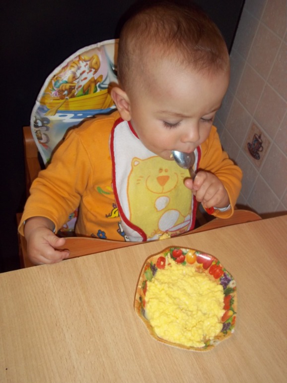 ТН Стакан, тарелка, ложка, вилка