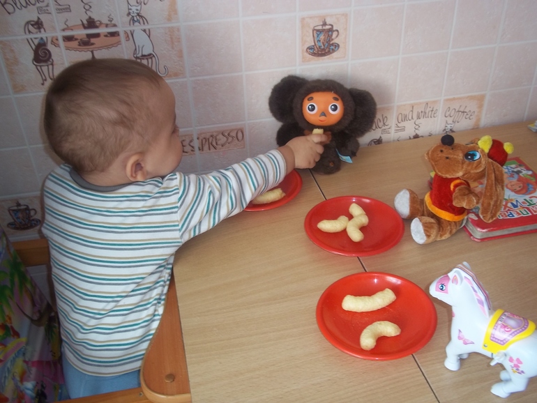 ТН Стакан, тарелка, ложка, вилка