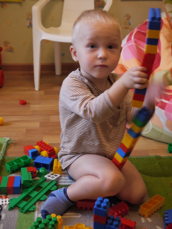 Первые наши башни из конструктора)