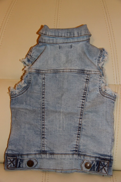 Фирменная одежда на девочку с 6 месяцев до 2 лет