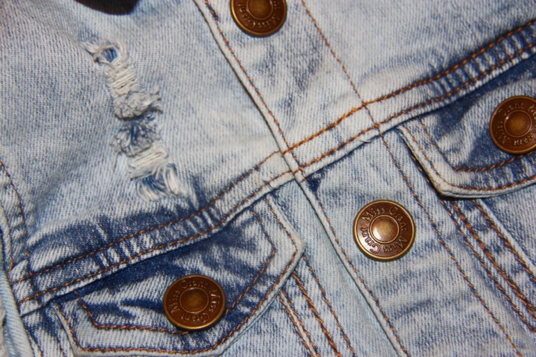 Фирменная одежда на девочку с 6 месяцев до 2 лет