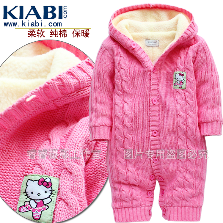 Вязаный комбезик