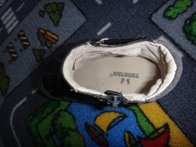 Новые кожаные ботинки Топотам (изготовитель Парижская коммуна), р-р 23, 500 р.