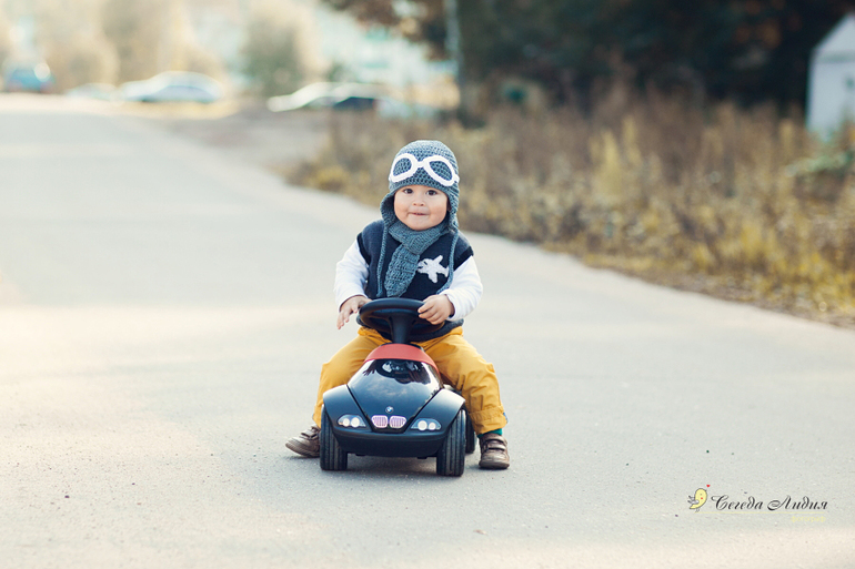 О машинках-каталках для детей.