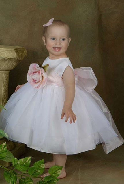 Пояс у платья....