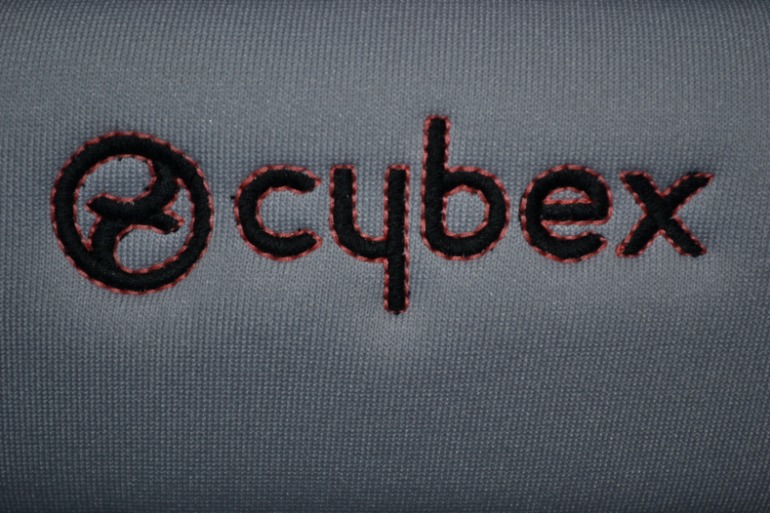 Cybex Juno-Fix.