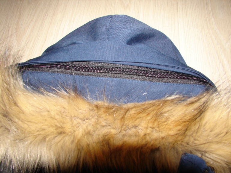 Комбинезон Canada Goose(копия).р.80.Цена - 6000р.