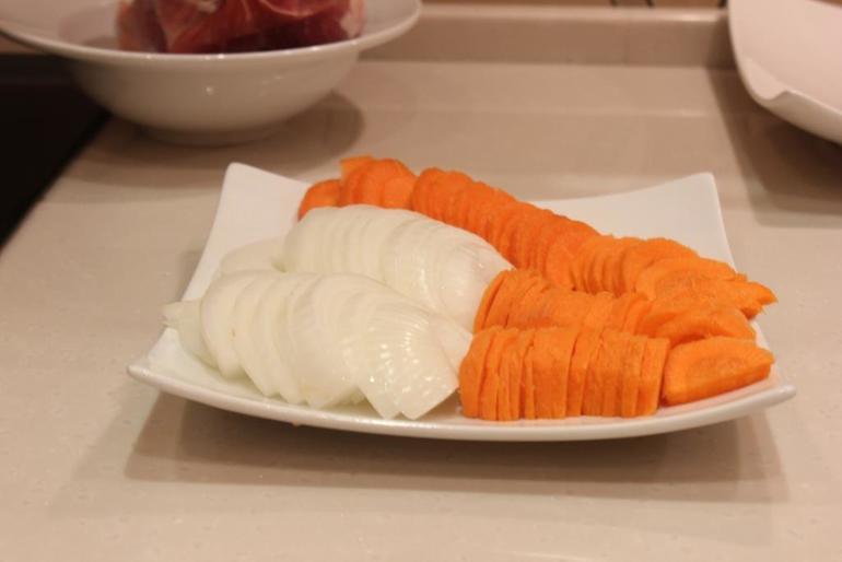 Свинина с овощами